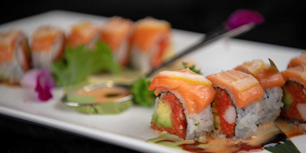 TOMO Asian Fusion: Dream Roll photo