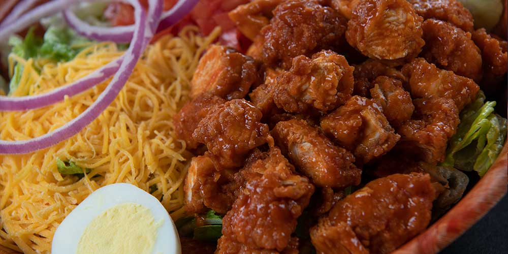 Mitchell’s Restaurant: Buffalo chicken salad